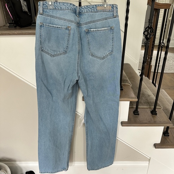 Jeans - Picture 3 of 3